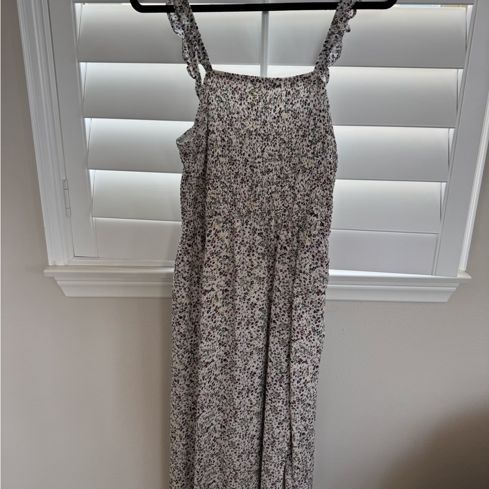 Abercrombie and Fitch floral dress with ruffle sleeves- size XL